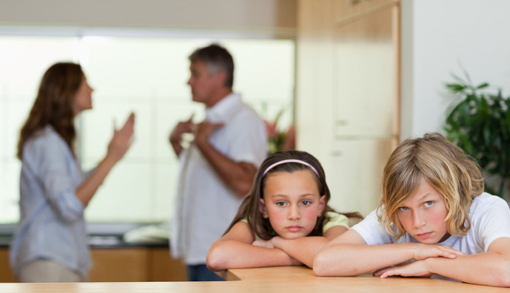 ways to help your child deal with divorce,divorce tips,dealing tips child tips,parenting tips,child care tips,family care tips