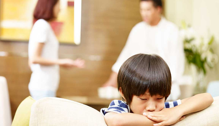 ways to help your child deal with divorce,divorce tips,dealing tips child tips,parenting tips,child care tips,family care tips