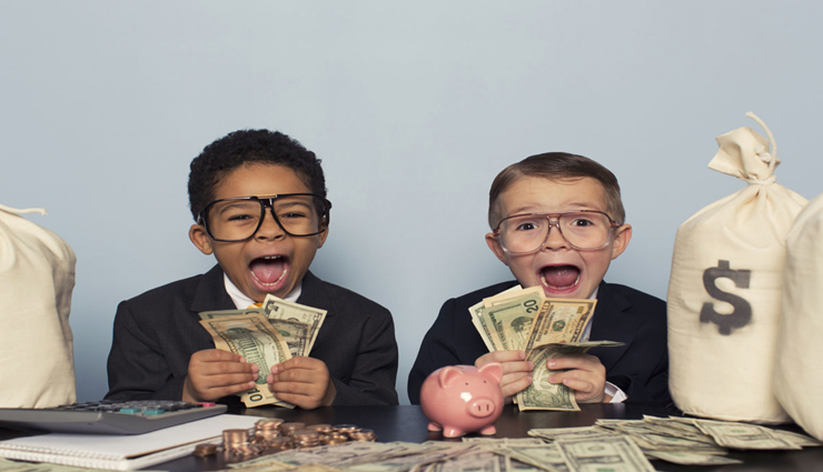 जरूरी हैं बच्चों को पैसों की कीमत सिखाना, इन 7 तरीकों से सिखाएं बचत करना 