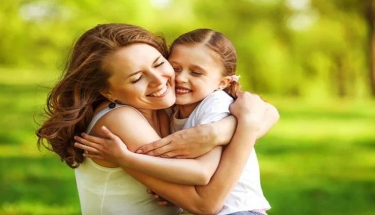 बच्चों के साथ अपने रिश्तों को करें मजबूत, उन्हें दोस्त बनाने के लिए अपनाएं ये टिप्स