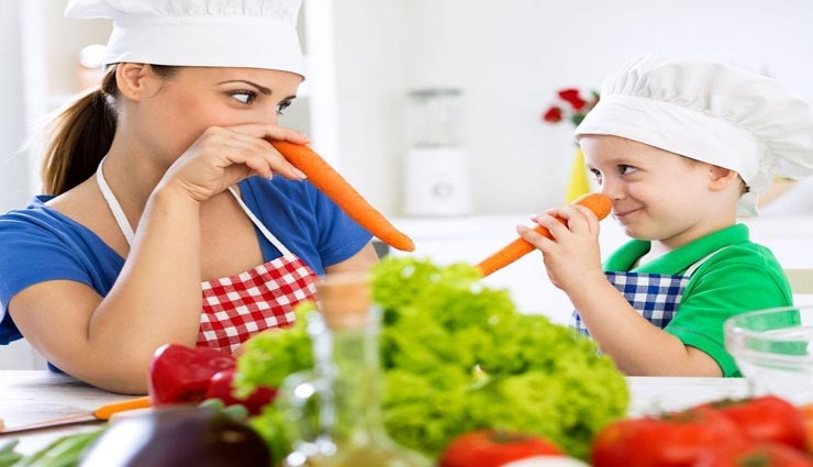 parenting tips,parenting tips in hindi,healthy diet,feed to child