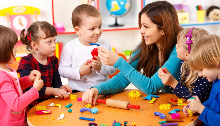 tips to keep your child busy in play based learning,mates and me,relationship tips
