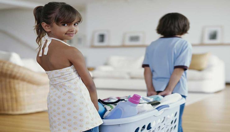 बच्चों से घर के काम करवाते समय रखें इन बातो का ध्यान, बढ़ेगा उनका आत्मविश्वास