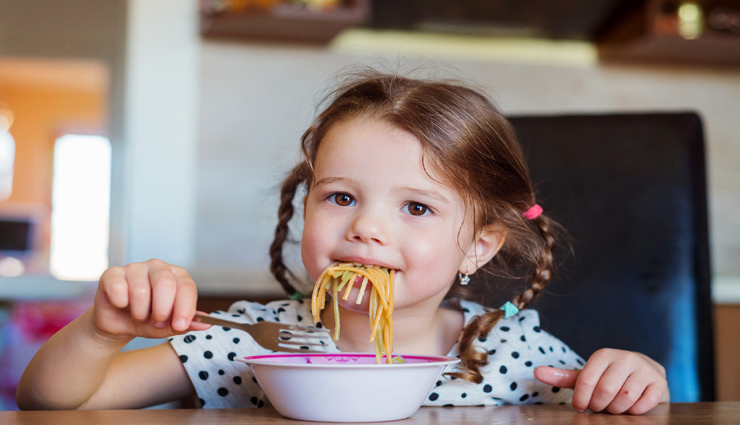 बच्चों के सही विकास को जरूरी हैं ये आहार, पोषक तत्वों की होती है भरपाई 