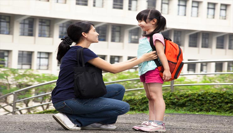 बच्चो को स्कूल भेजते समय हर माँ को रखना चाहिए इन 5 बातो का ध्यान, मिलती है सही विकास में मदद