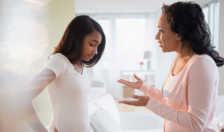 बच्चों के लिए घातक बन सकती हैं हाईपर पेरेंटिंग, जानें इसके नुकसान hyper parenting can become fatal for children know its disadvantages,mates and me,relationship tips