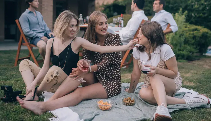 friendship tapestry,different types of friends,rich friendships,enriching our lives,exploring friendship connections,bond of companionship,celebrating friendships,personal growth through friends,diverse connections in friendship,friendship profound impact,friendship day 2023