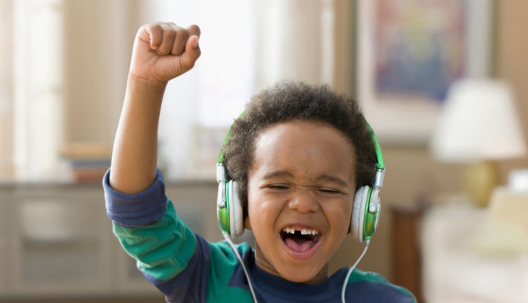 listening to music,health benefits of  listening to music,music health benefits,Health,Health tips