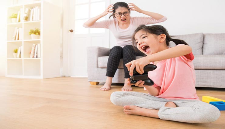 बच्चों का जिद्दीपन पेरेंट्स के लिए सिरदर्द, इस तरह सुलझाए यह समस्या