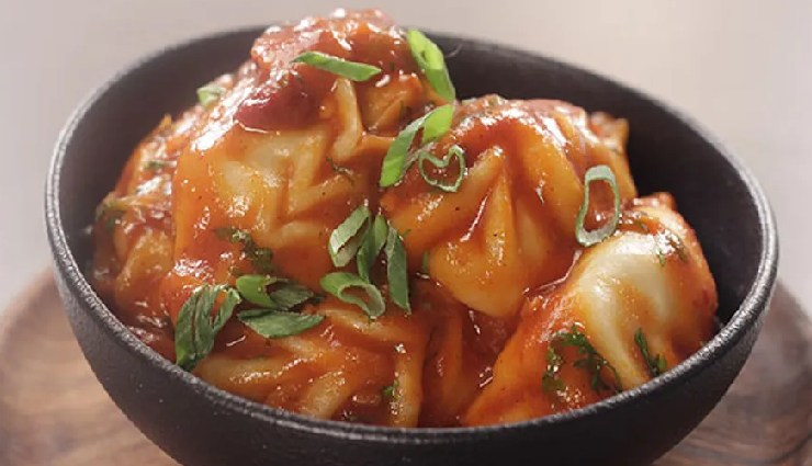 chilli momos recipe,how to make chilli momos,spicy chilli momos,street style chilli momos,indo-chinese chilli momos,homemade chilli momos,vegetarian chilli momos,easy chilli momos recipe,momos with spicy sauce,best chilli momos recipe