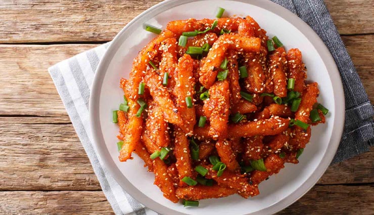 चटपटे स्नैक्स में आजमाए चीली पोटैटो, इस तरह पाए बाजार जैसा स्वाद #Recipe