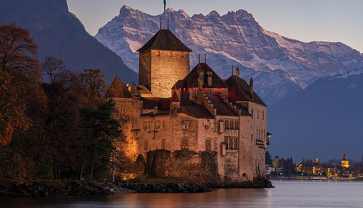 switzerland travel experiences,top things to do in switzerland,must-visit places in switzerland,essential switzerland activities,best of swiss tourism,switzerland bucket list activities,unique experiences in switzerland,swiss adventure destinations,cultural highlights in switzerland,exploring switzerland gems,swiss travel must-dos,switzerland iconic experiences,adventure activities in switzerland,swiss tourist attractions,hidden gems in switzerland,swiss cultural highlights,activities for swiss travel itinerary,top-rated swiss destinations,switzerland sightseeing experiences,memorable moments in switzerland