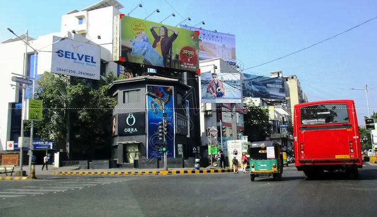 gujarat shopping destinations,best markets in gujarat,top places to shop in gujarat,gujarat shopping guide,unique markets in gujarat,traditional shopping in gujarat,famous shopping streets in gujarat,gujarat handicrafts shopping,vibrant bazaars in gujarat,gujarat shopping experiences,ahmedabad shopping spots,shopping malls in gujarat,gujarat street markets,antique shopping in gujarat,ethnic shopping in gujarat