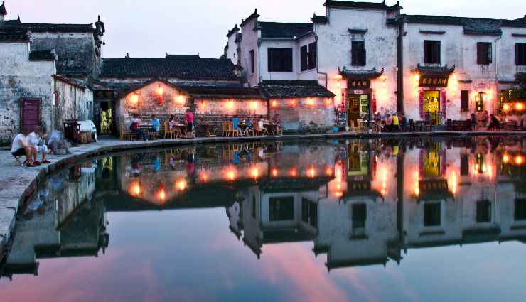 china,places to visit in china,tourist attraction in china,hongcun village,huangshan,potala palace,longji terraces,hanging monastery,leshan