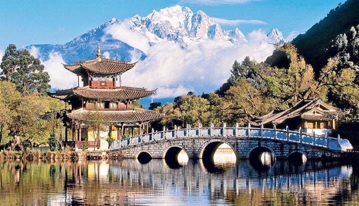 कम बजट में कर सकते है विदेश यात्रा की चाहत को पूरा, घूमने के लिए चुने ये जगहें places to visit in low budget,bhutan,china,vietnam,belarus,cheapest international places,cheap countries in the world,cheapest foreign destination in the world