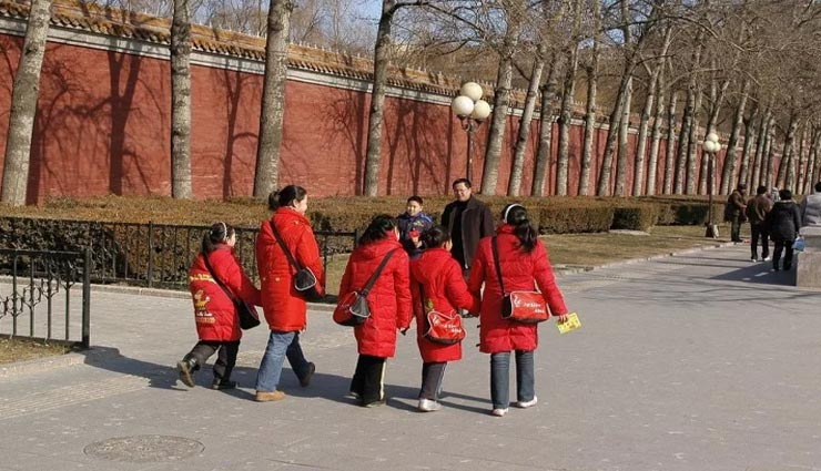 चीन में स्कूलों ने लागू किए अनोखे निर्देश, बच्चों को 10 बजे से पहले सोना अनिवार्य