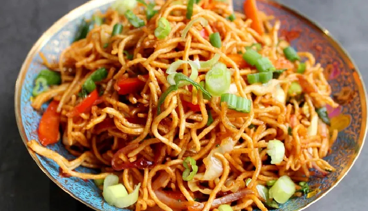 चाइनीज भेल का चटपटापन इस डिश को बनाता है अलबेला, छुट्टी के दिन सब मिलकर उठाएं मजा #Recipe