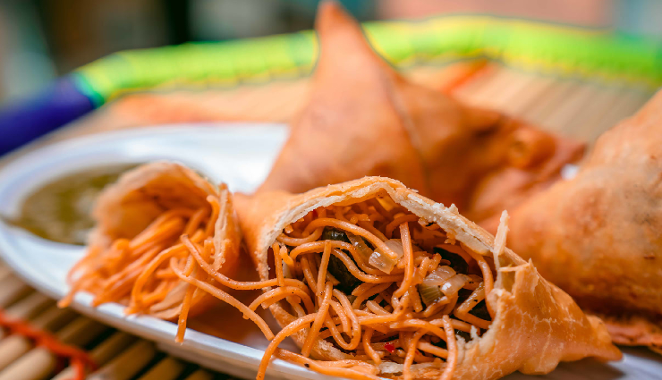 Recipe - How to Make Chinese Noodles Samosa