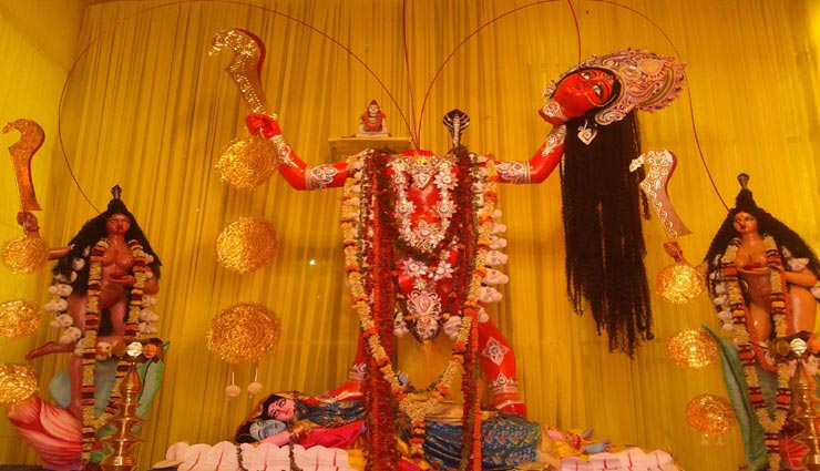 नवरात्रि के तीन दिन ही खुलता हैं मातारानी का यह मंदिर, पूरे साल बंद रहते हैं कपाट