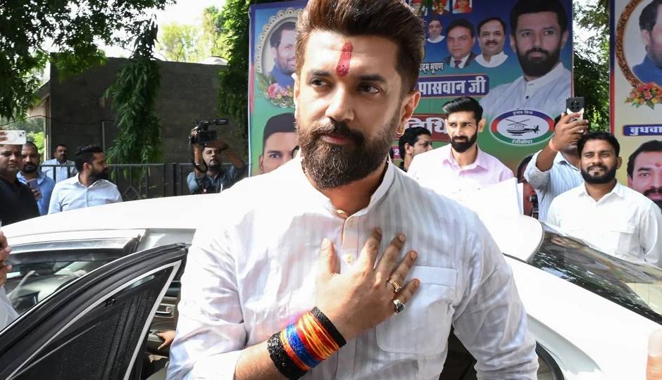 चुनाव के बाद डिप्टी सीएम पद पर दावेदारी करेगी LJP, पहले सरकार तो बन जाए बोले चिराग पासवान