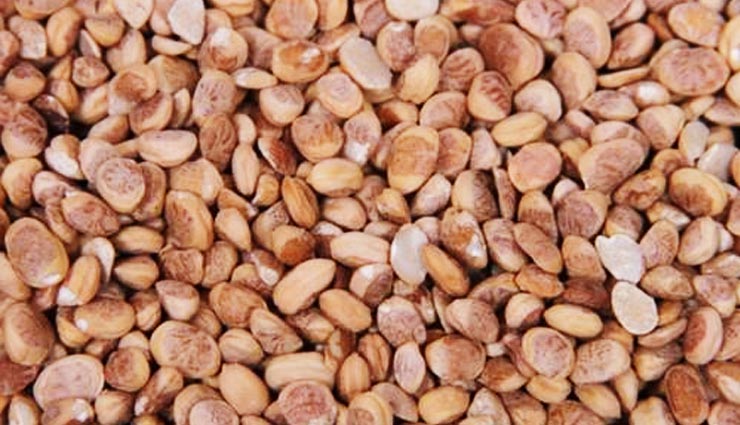 अपने चेहरे को निखारे घर पर बने इन 5 उबटन से 5 home made face packs