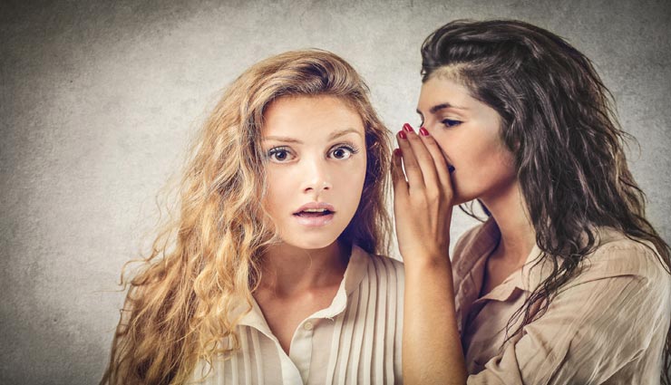 अफवाहों को रोकने के लिए उठाया गया अनोखा तरीका, गपबाजी करते हुए पकडे गए तो हर्जाना भरने के साथ मिलेगी कचरा उठाने की सजा philippines,weird punishment,unique way to stop rumors