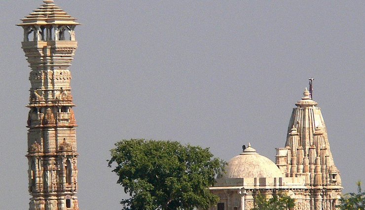 chittorgarh fort,rana kumbha palace,kirti stambh,fateh prakash palace museum,vijay stambh,kumbha shyam temple & meerabai temple,chittorgarh,rajasthan,places to visit in chittorgarh,places to visit in rajasthan