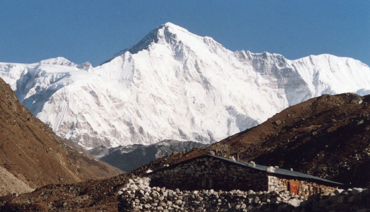 highest mountains in the world,world tallest peaks,top 10 mountains globally,mountain elevation records,himalayan giants,climbing earth highest summits,mount everest and beyond,alpine adventure destinations,extreme altitude challenges,mountain climbing feats