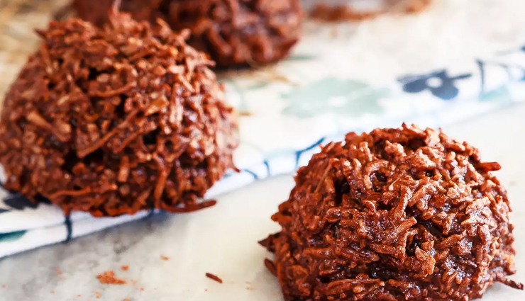 chocolate coconut macaroons,chocolate coconut macaroons recipe,hunger struck,food,easy recipe