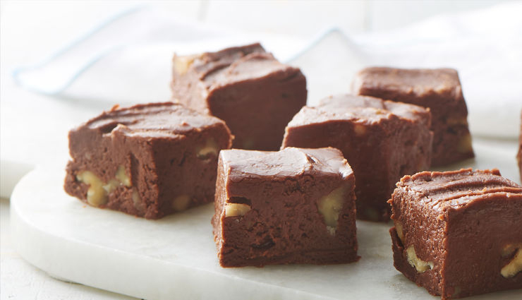 chocolate fudge,hunger struck,food,easy recipes,homemade chocolate fudge