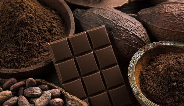 world chocolate day 2023,health benefits of chocolate,chocolate and health,dark chocolate benefits,cocoa benefits,antioxidants in chocolate,heart health,mood enhancement,cognitive function,blood sugar control,reduced inflammation,mineral content of chocolate,stress reduction,skin health