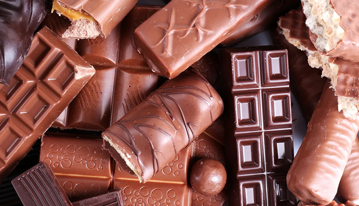 world chocolate day 2023,health benefits of chocolate,chocolate and health,dark chocolate benefits,cocoa benefits,antioxidants in chocolate,heart health,mood enhancement,cognitive function,blood sugar control,reduced inflammation,mineral content of chocolate,stress reduction,skin health