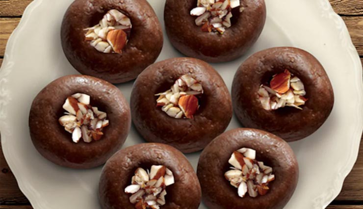 Ganesh Chaturthi 2019: श्रीगणेश को प्रसन्न करेगा 'चॉकलेट बादाम पेड़ा' #Recipe