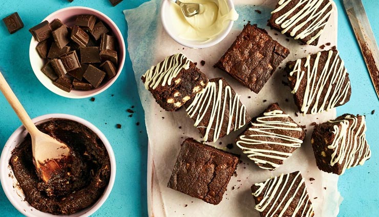 New Year Special : चॉकलेट ब्राउनी के साथ करें नए साल का स्वागत #Recipe