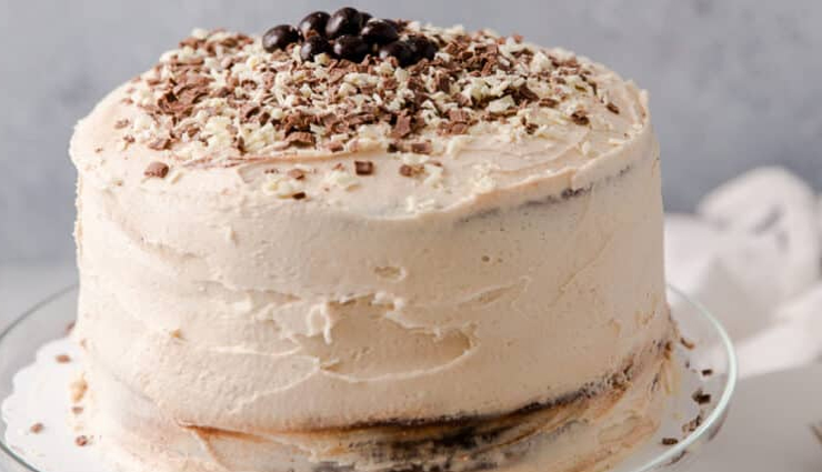 chocolate cake with irish whiskey frosting,hunger struck,food