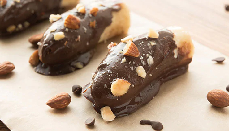 Holi Recipe- Celebrate The Festival With Chocolate Gujiya
