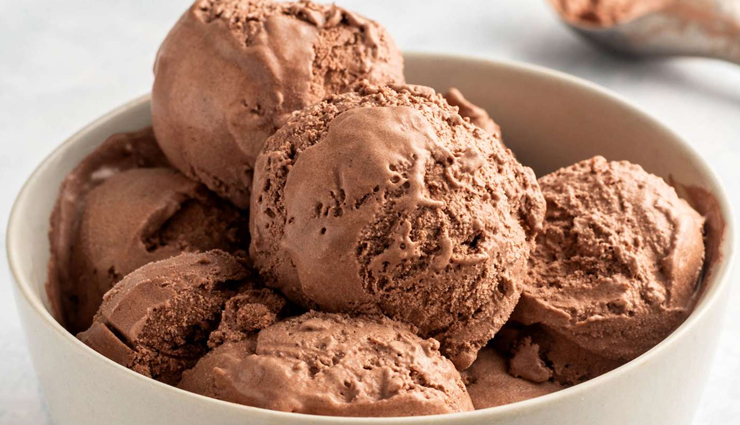 chocolate ice cream,chocolate ice cream tasty,chocolate ice cream delicious,chocolate ice cream children,chocolate ice cream party,chocolate ice cream summer,chocolate ice cream cold,chocolate ice cream ingredients,chocolate ice cream recipe