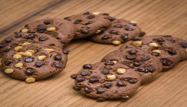 बेहतरीन स्वाद देगी घर की बनी यह चॉकलेट नानखटाई #Recipe 