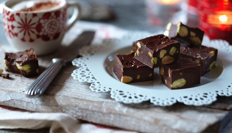 Recipe- 10 Minutes Chocolate Pistachio Fudge For Kids