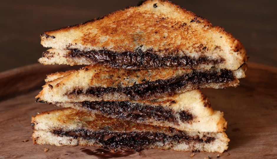 चॉकलेट सैंडविच : बच्चे हो या बड़े यह डिश बढ़ा देगी सबकी खुशी, बनाने में नहीं आएगा जरा भी जोर #Recipe