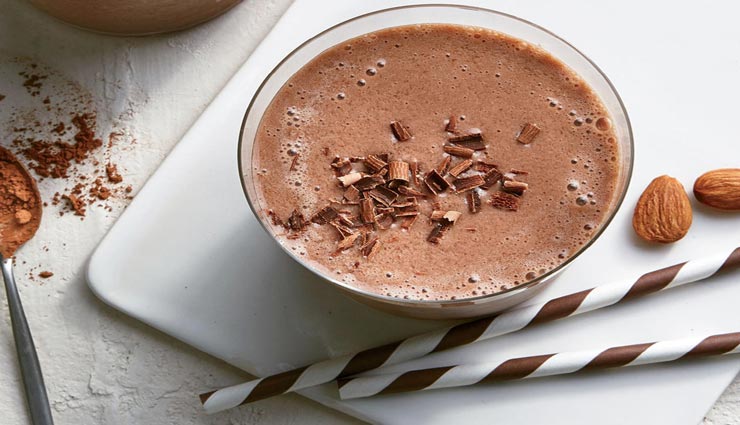लॉकडाउन रेसिपी : 'चॉकलेट स्मूदी' देगी ठंडक का अहसास 