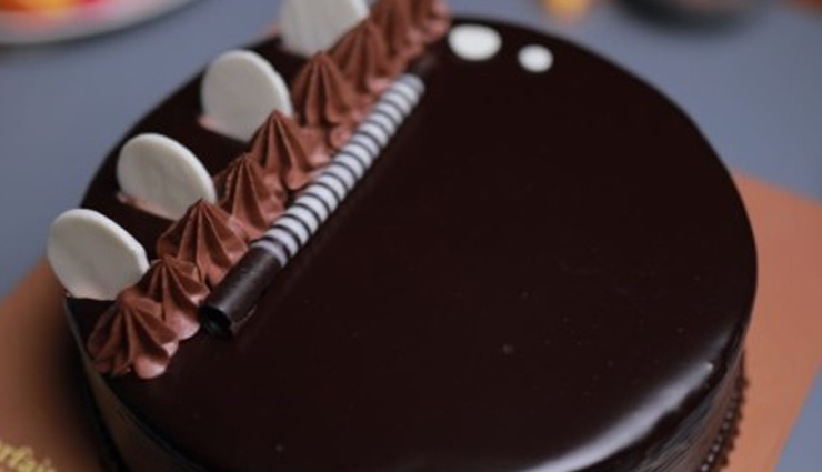 Recipe - Indulge in the Richness of Chocolate Truffle Cake this Mother's Day
