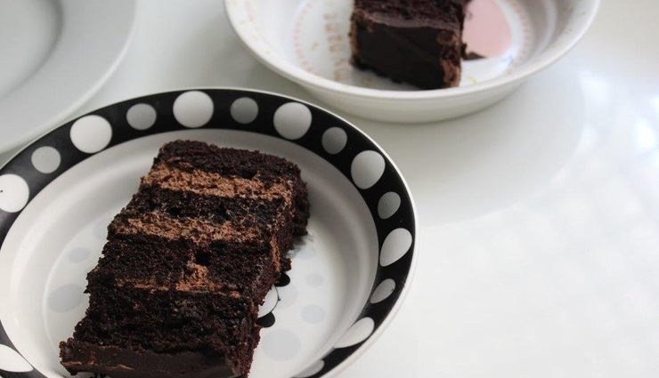 chocolate truffle cake,summer recipe,cake recipe,chocolate recipe,desserts recipe,Eggless Recipe