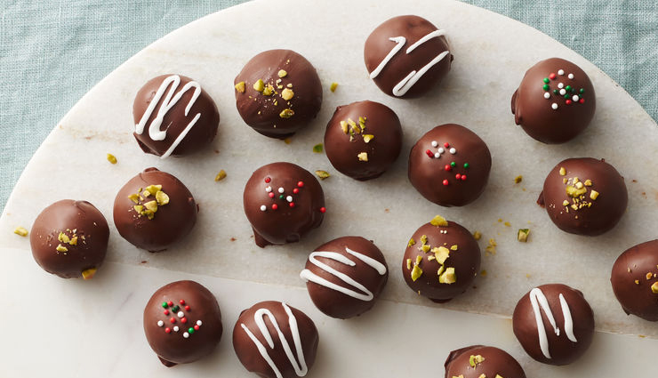 world chocolate day 2023,classic chocolate desserts,must-try chocolate desserts,chocolate lava cake,chocolate mousse,chocolate brownies,chocolate truffles,chocolate souffle