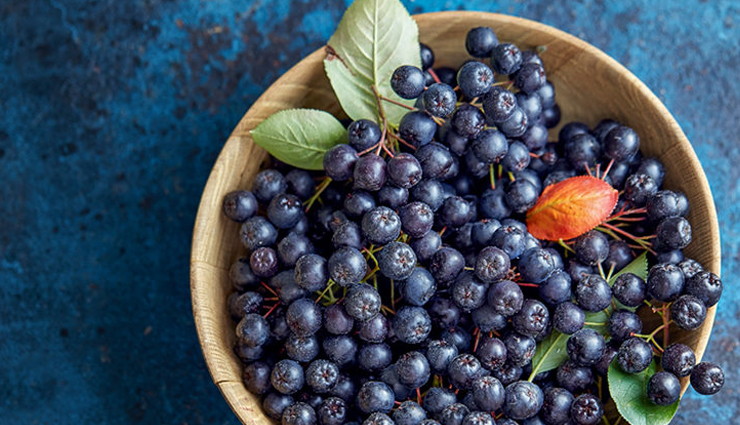 6 Proven Health Benefits of Eating Chokeberries