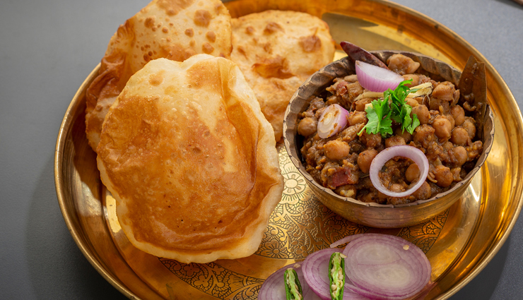 Recipe- Punjabi Style Chole Bhatura