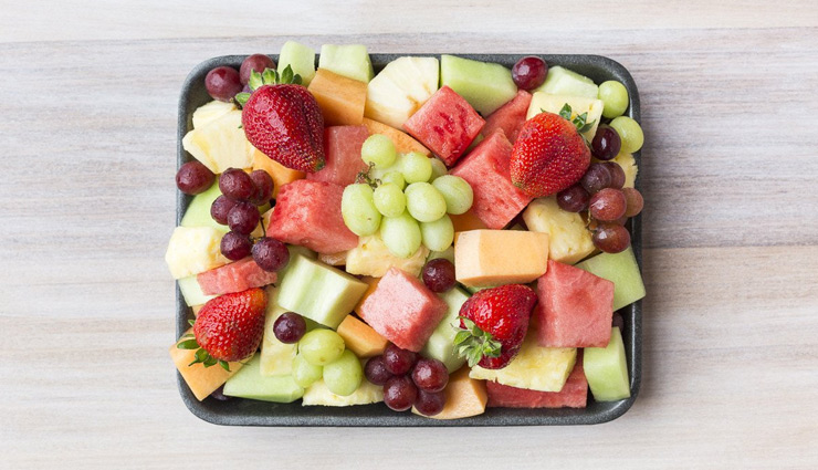 लम्बे समय तक बनी रहेगी कटे हुए फलों की ताजगी, आजमाए ये बेहतरीन तरीके 