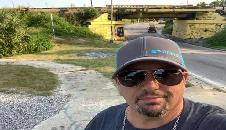 आखिर क्यों आई इस बच्चे की शवयात्रा में हजारों स्पोर्ट्स कार, घटना छू लेगी आपका दिल weird news,weird incident,sports cars in funeral,cancer death,alec ingram,alec ingram wish