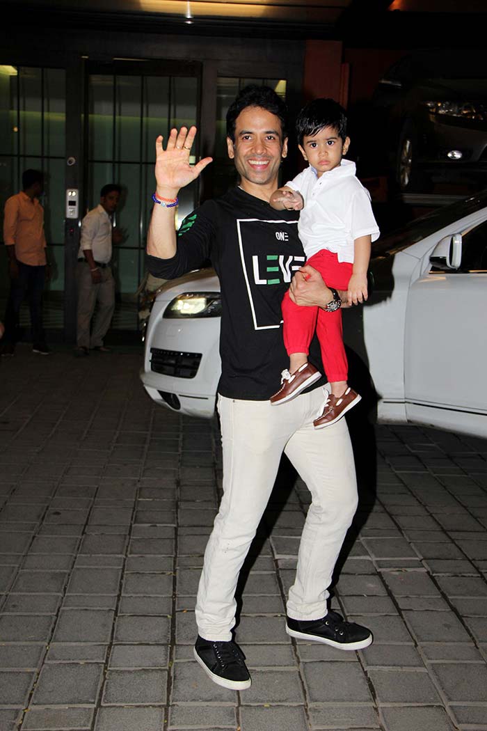 bollywood,Salman Khan,arpita khan,christmas celebration party,bollywood party photos,entertainment,gossips