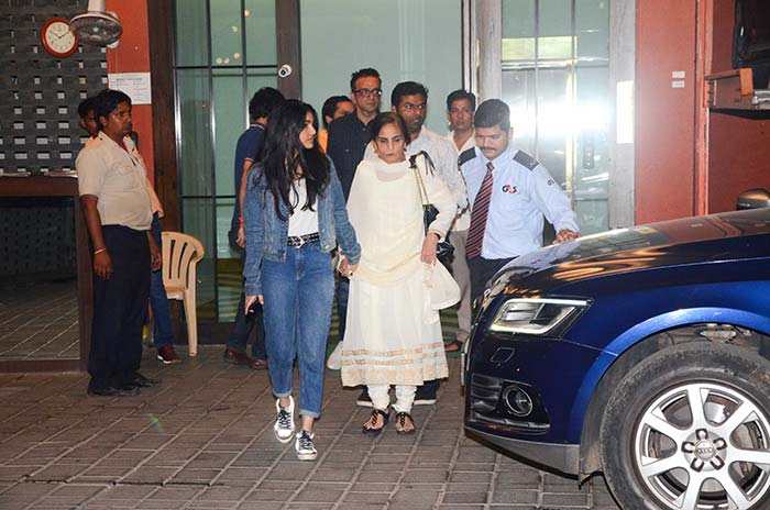 bollywood,Salman Khan,arpita khan,christmas celebration party,bollywood party photos,entertainment,gossips